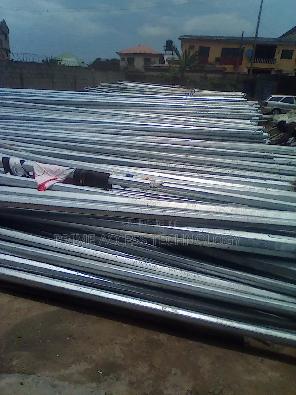 Galvanized Quality Octagonal and Round Poles