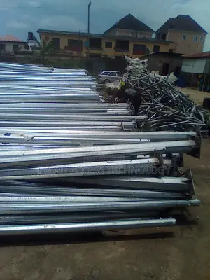 Galvanized Quality Octagonal and Round Poles