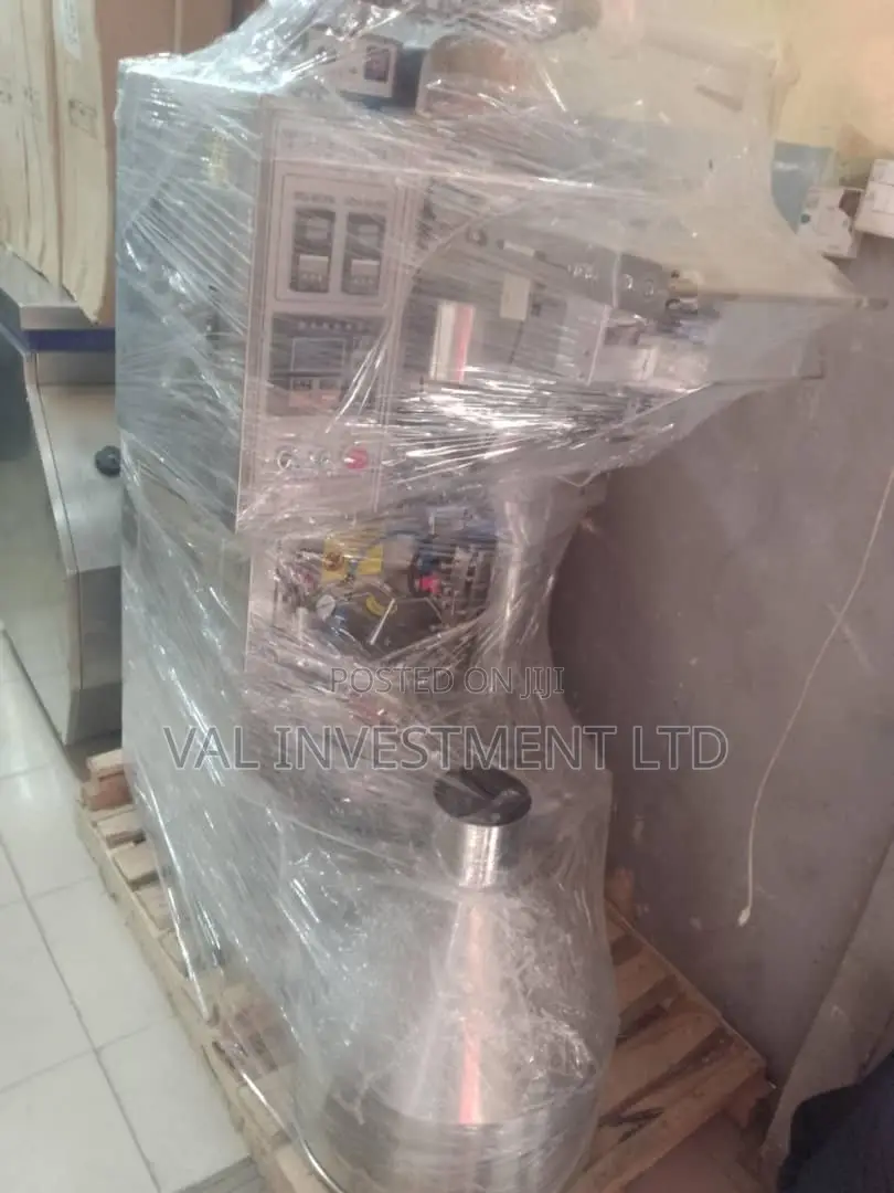 Industrial Packaging Machine
