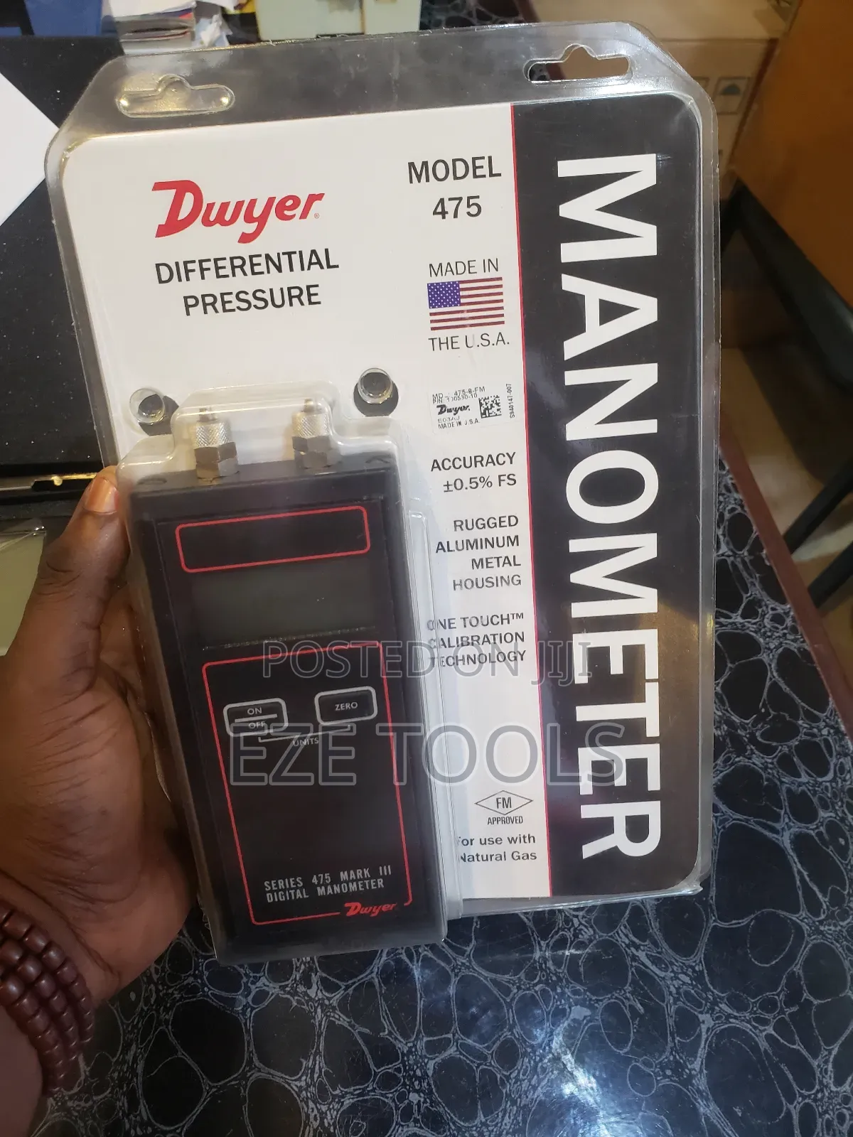 Manometer Model 475