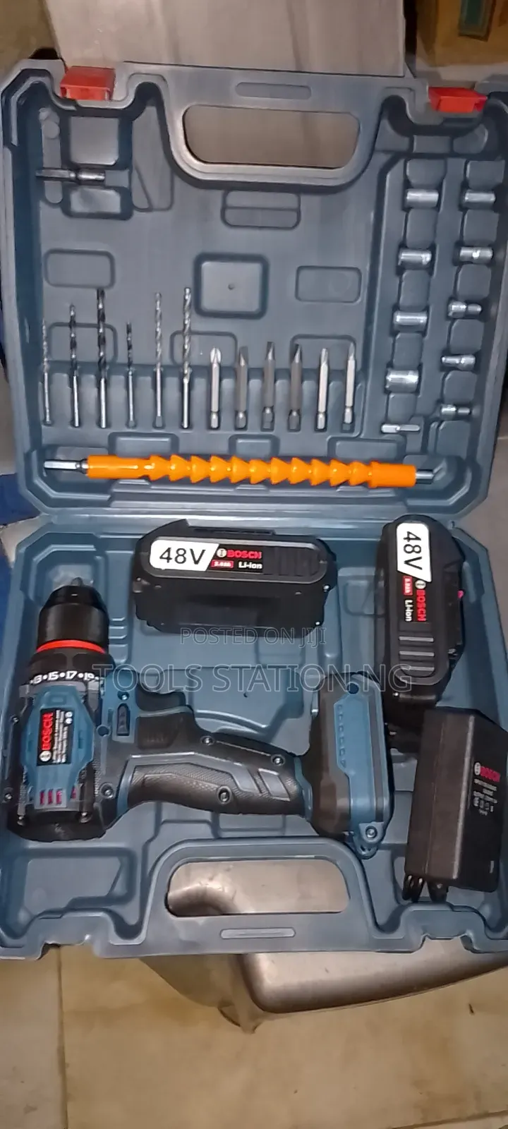 Brushless Cordless 48v Drill/Screwing Machine Bosch