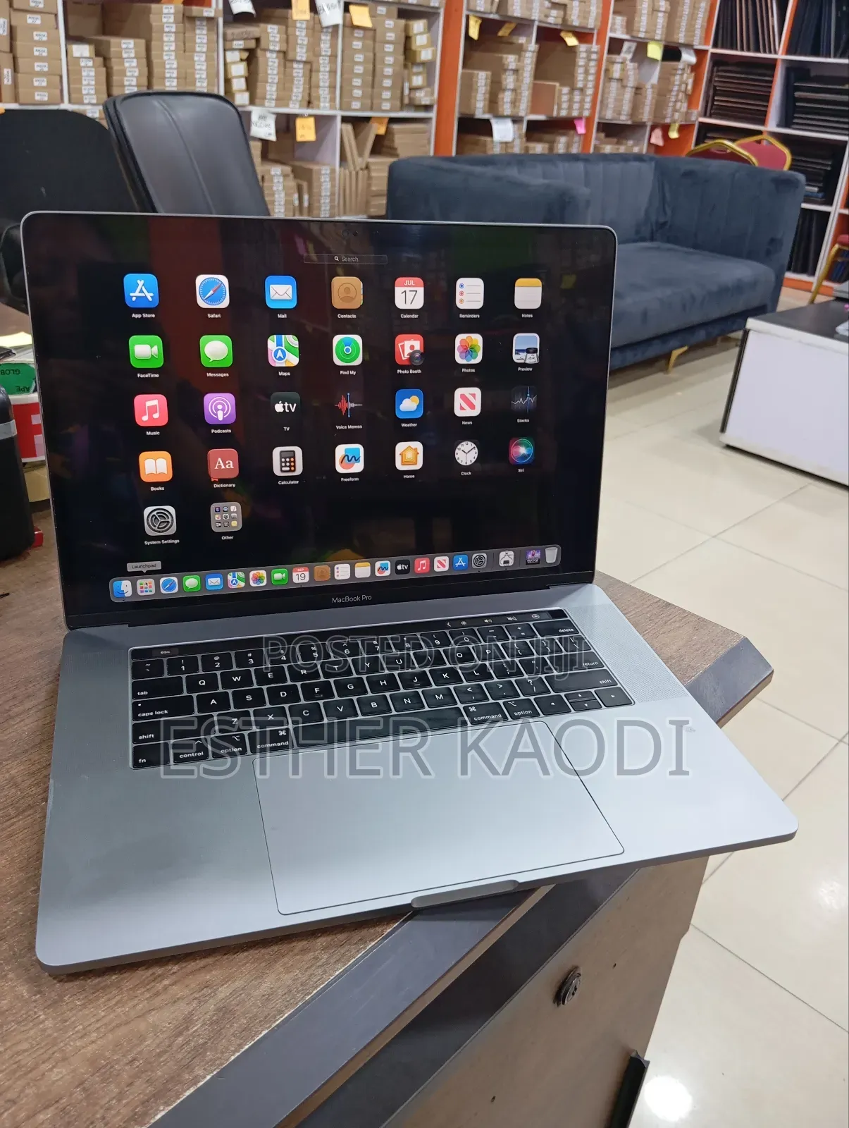 Laptop Apple MacBook 2018 16GB Intel Core I7 SSD 512GB