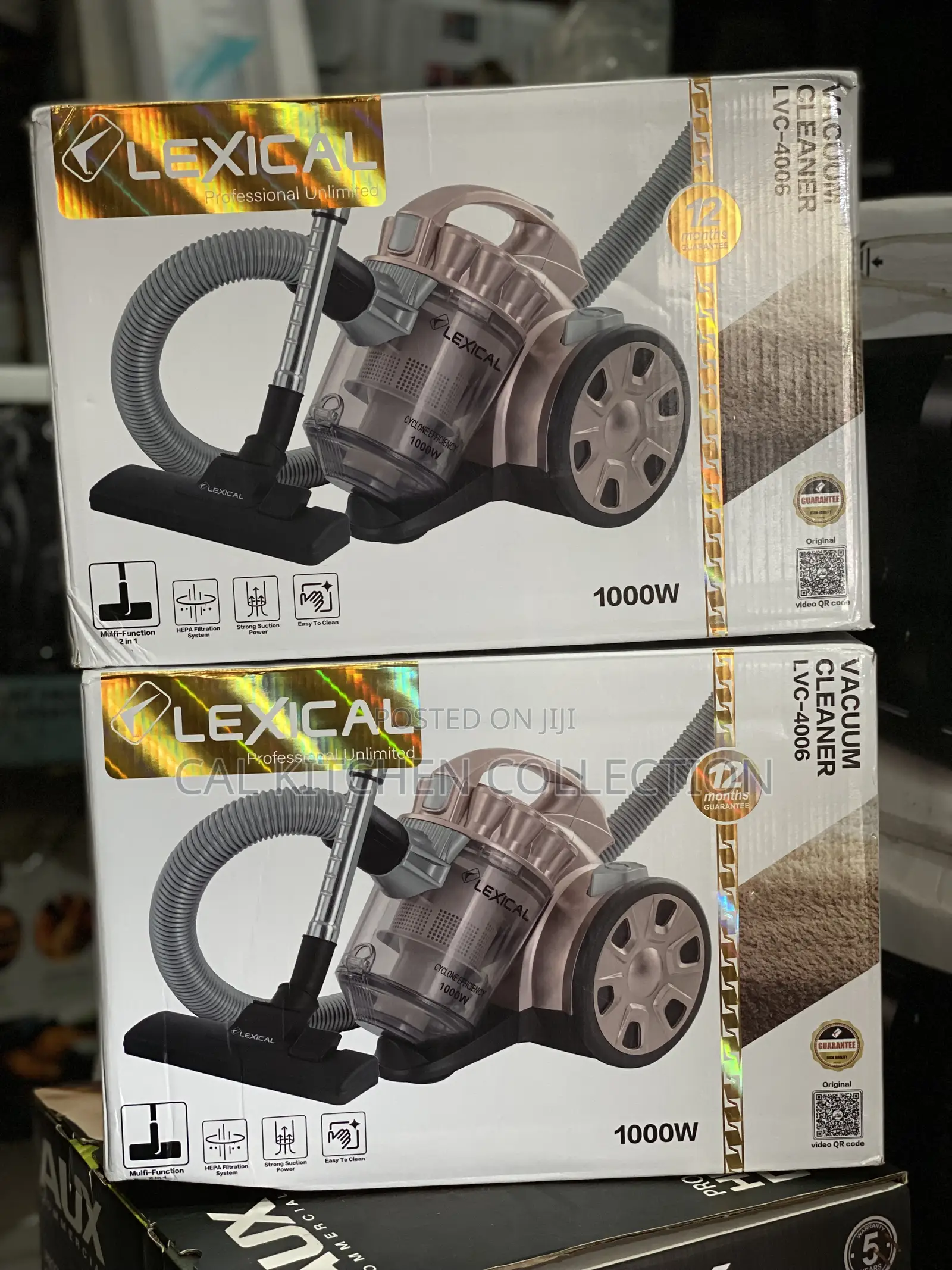 Lexical Bagless Vacuum Cleaner