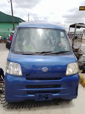 Daihatsu Hijet 2022 Blue