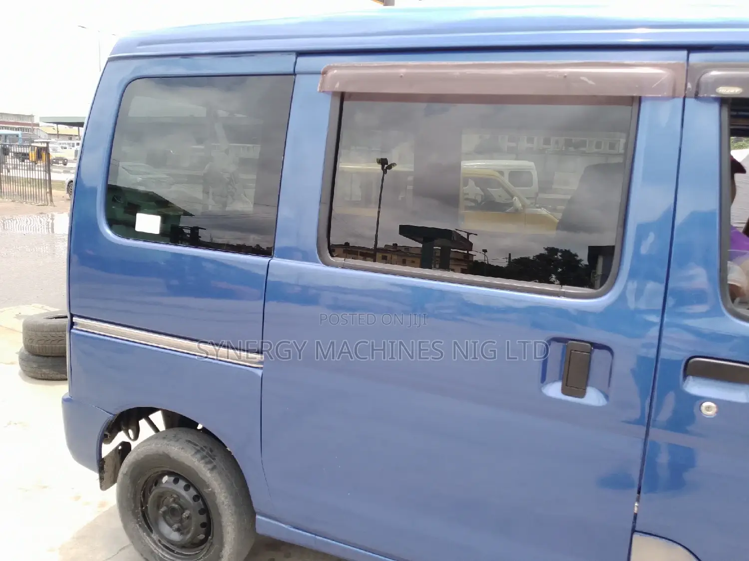 Daihatsu Hijet 2022 Blue