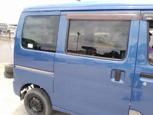 Daihatsu Hijet 2022 Blue