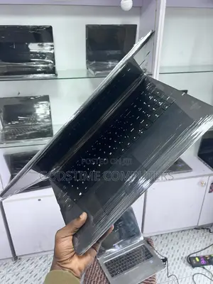New Laptop HP 15 8GB Intel Core I3 HDD 500GB
