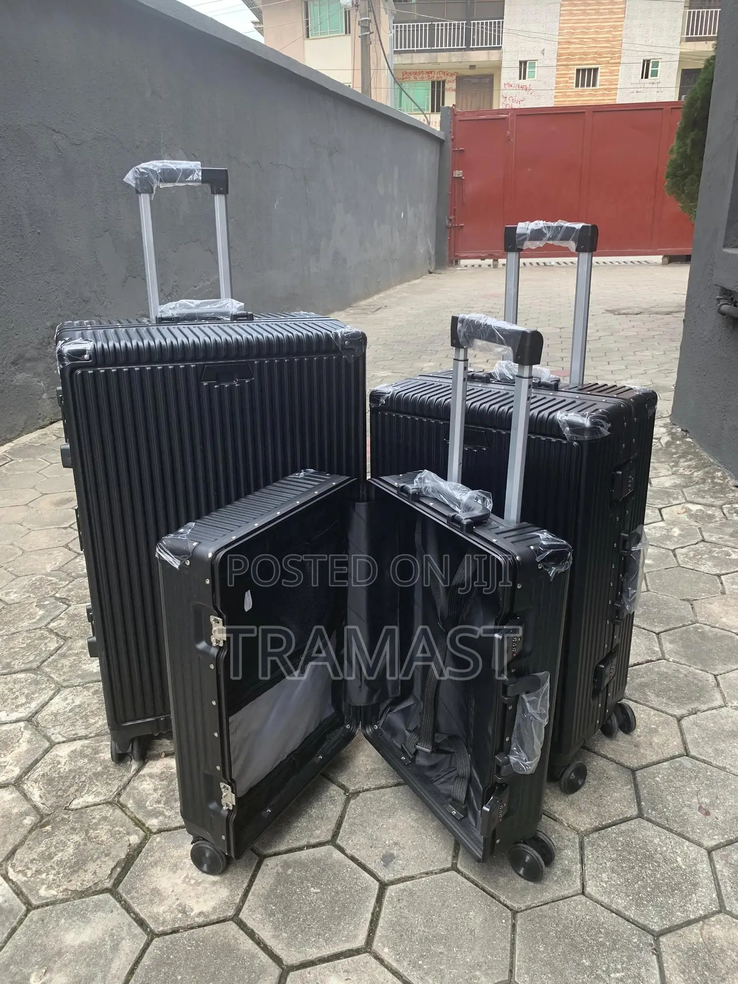 Black Quality Durable Pc Hard Case Luggage