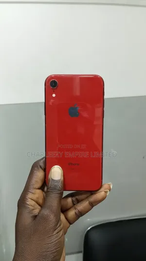 Apple iPhone XR 64 GB Red