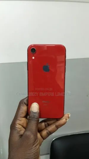 Apple iPhone XR 64 GB Red
