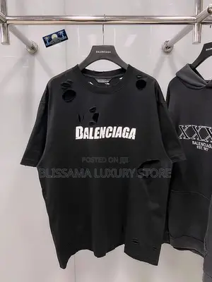 Luxury Balenciaga T-shirts