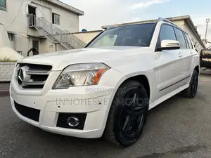 Mercedes-Benz GLK-Class 350 4MATIC 2012 White