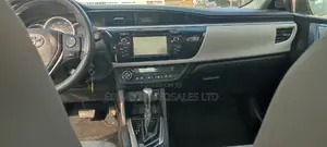 Toyota Corolla 2016 Silver