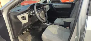Toyota Corolla 2016 Silver