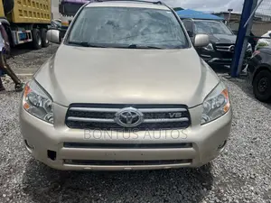Toyota RAV4 Limited V6 2008 Gold