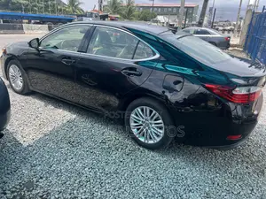 Lexus ES 350 FWD 2013 Black
