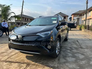 Toyota RAV4 2016 Black