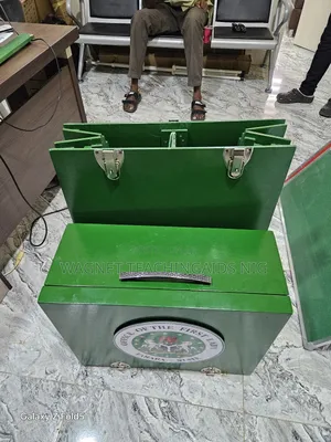 Wooden Executive Foldable Podium