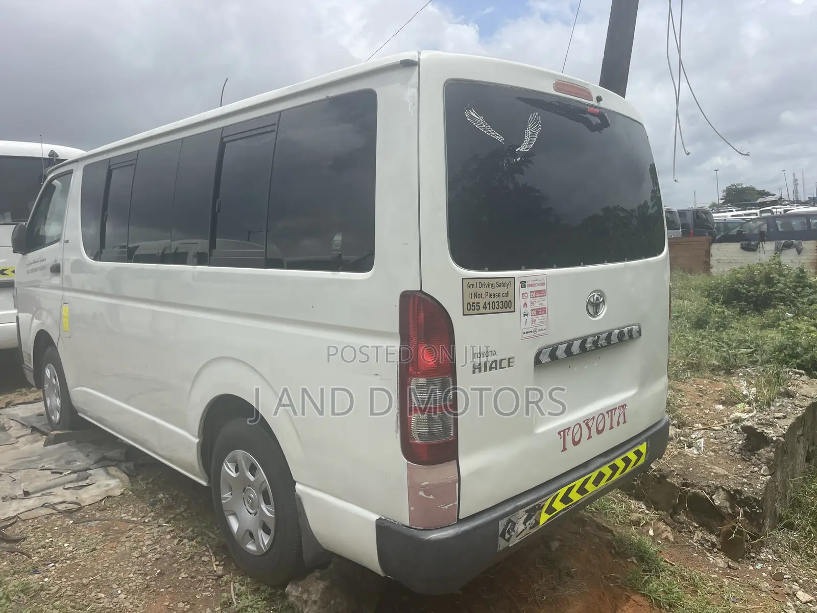 Toyota HiAce 2010 White