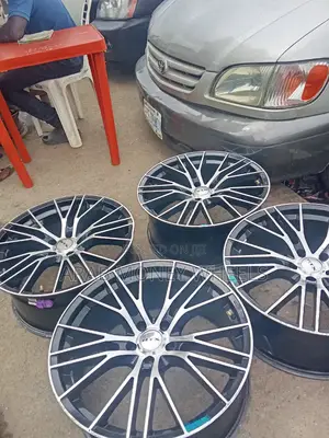 Black an Silver Spoke Designers 20 Inch Alloyd Wheels