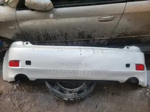 Tokunbo Back Bumper Is250 2008