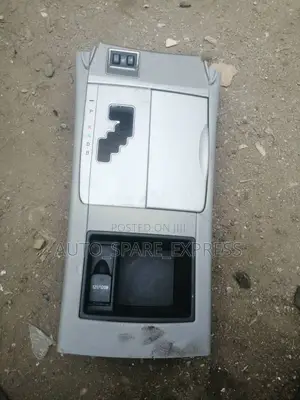 Gear Selector Cover Camry 2009