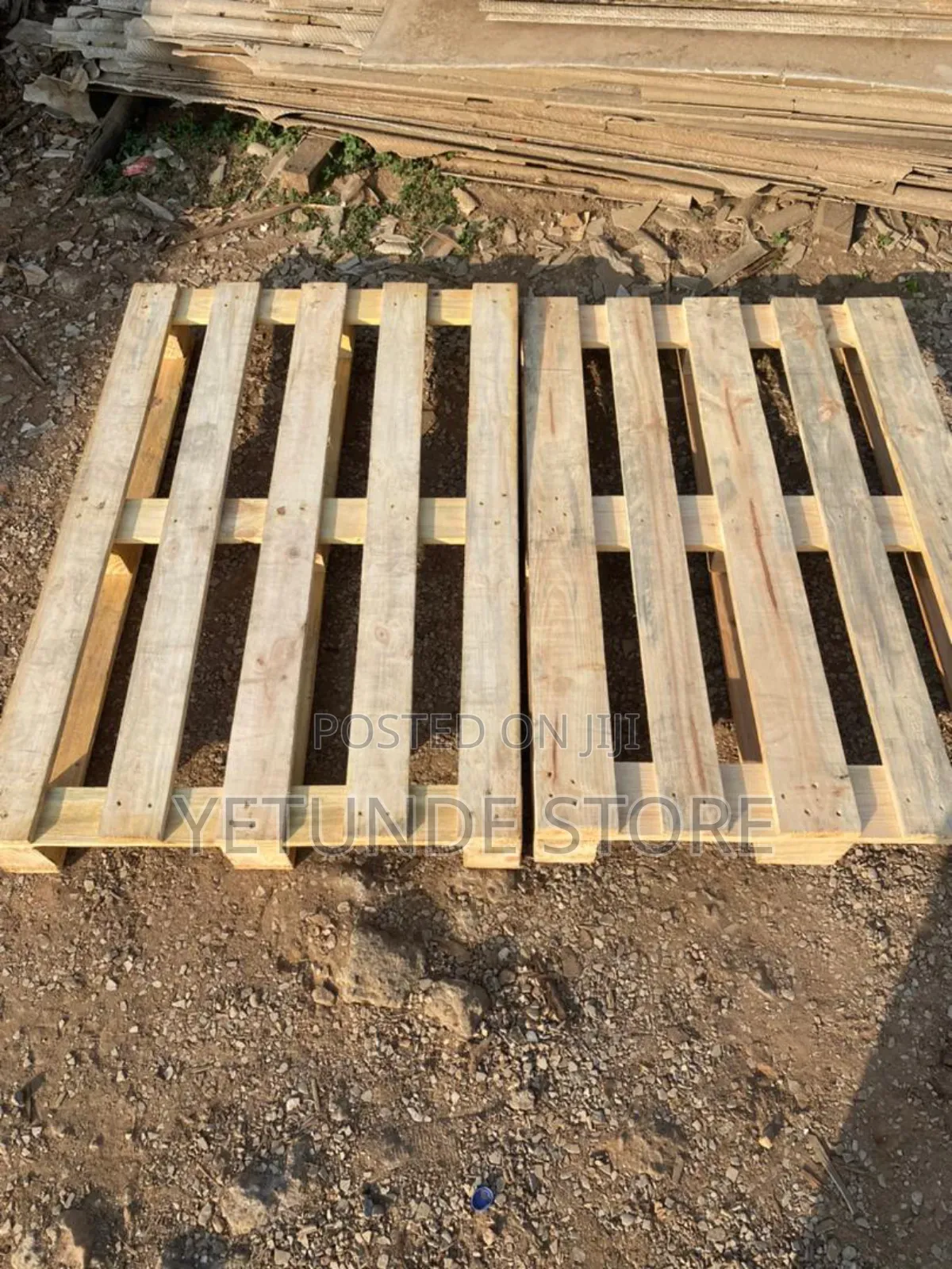 Pallet Wood Bedframe (Do It Yourself) Craft