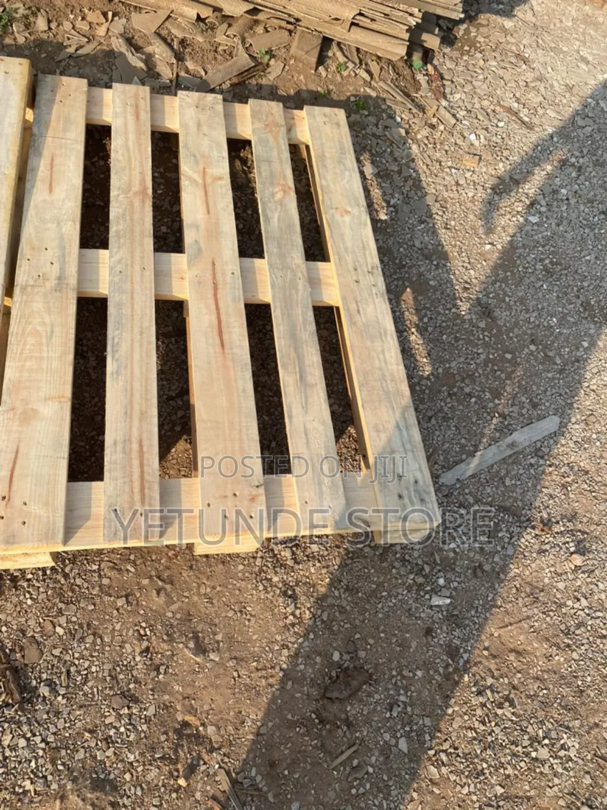 Pallet Wood Bedframe (Do It Yourself) Craft