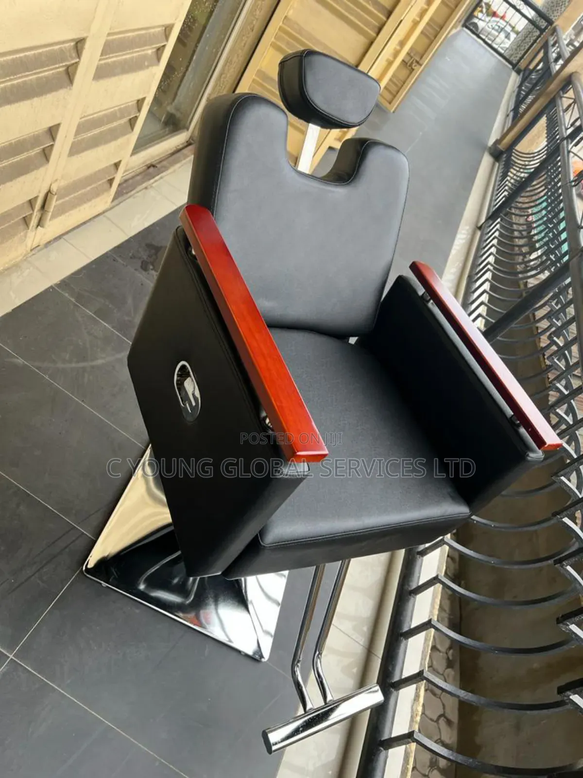 Barbie Salon Chair Executive One