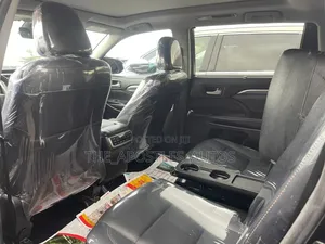 Toyota Highlander 2018 Black