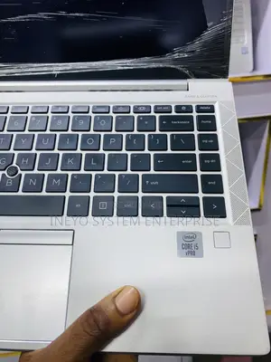 Laptop HP EliteBook 840 G7 16GB Intel Core I5 SSD 256GB