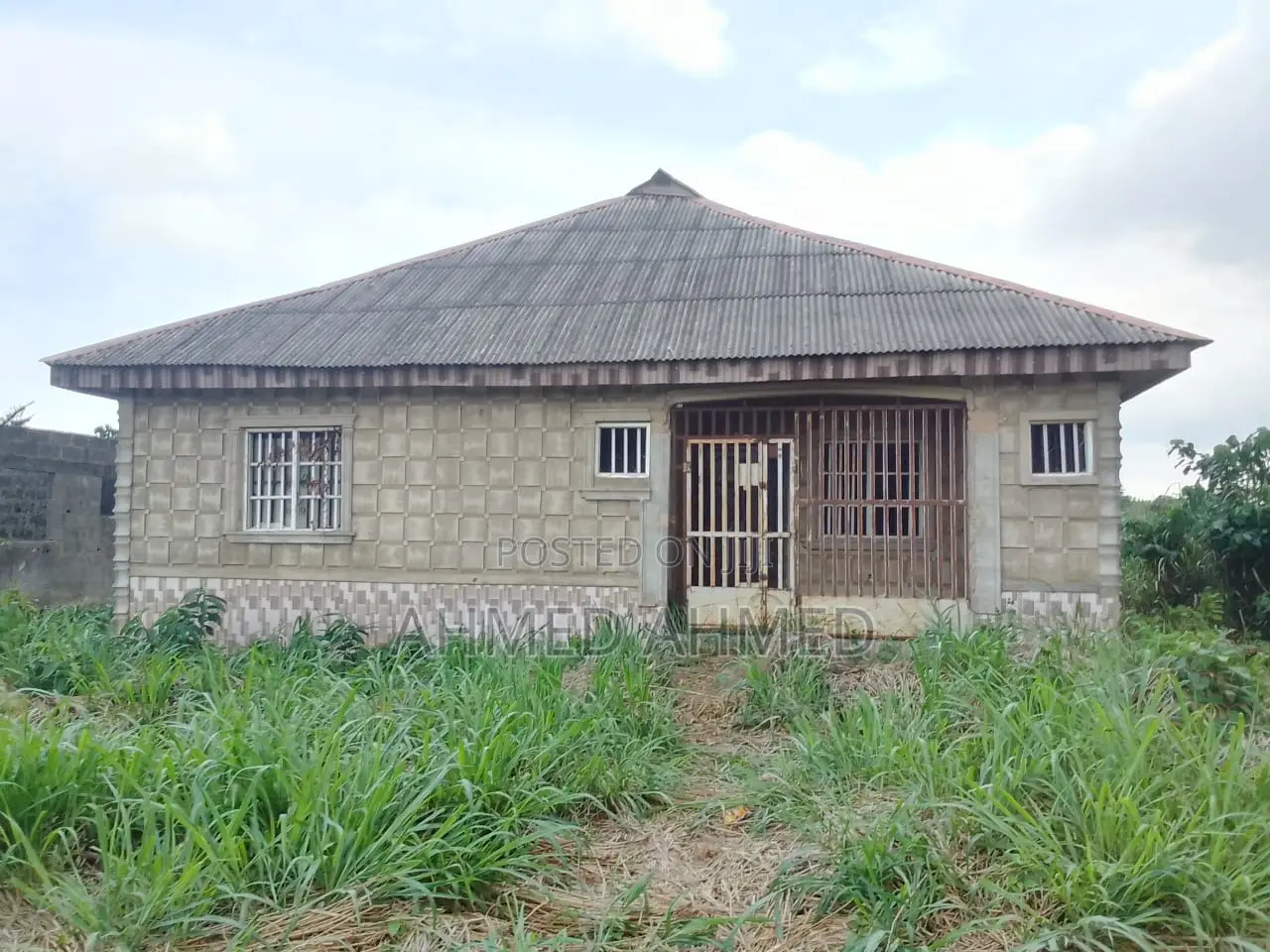 3bedroom Flat, and 4 Room and Parlor Self