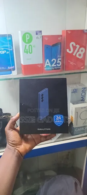 New Samsung Galaxy Z Fold6 256 GB Blue