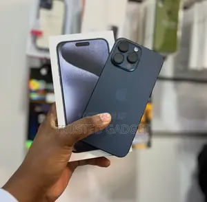 New Apple iPhone 15 Pro 128 GB Black