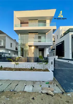 5bdrm Duplex in Lekki for sale