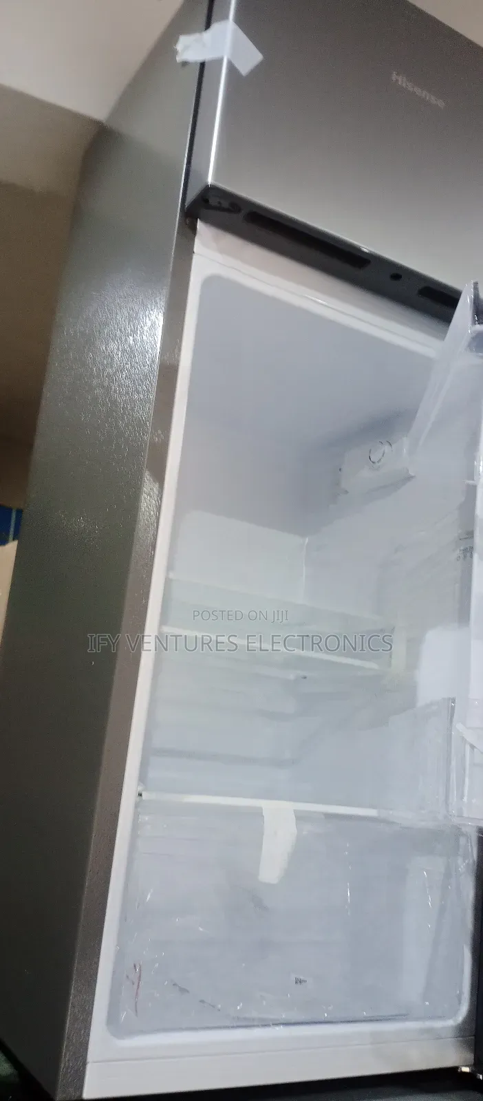 124litres Hisense Double Door Refrigerator, Silver Color