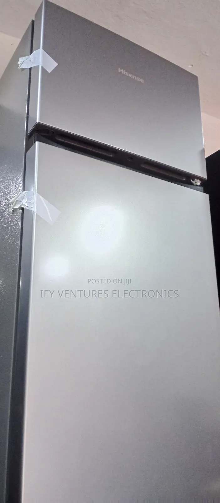 124litres Hisense Double Door Refrigerator, Silver Color