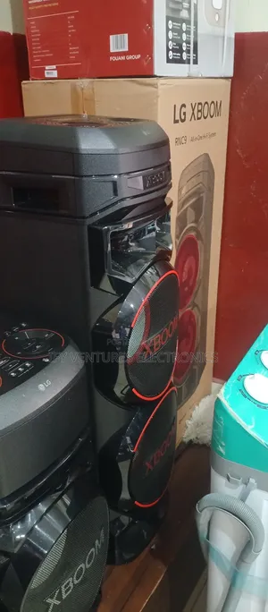 LG Audio Auto DJ XBOOM 9RNC(Baba) 1800w , Powerful Sound.