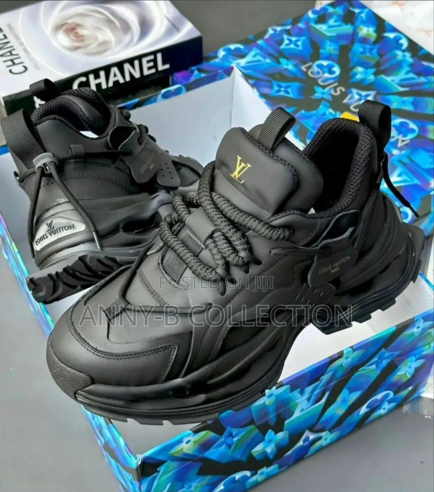 Original Louis Vuitton Black Sneakers