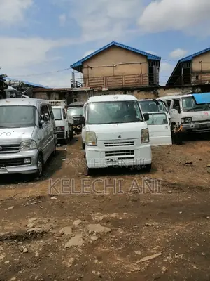 Suzuki Every 2010 White