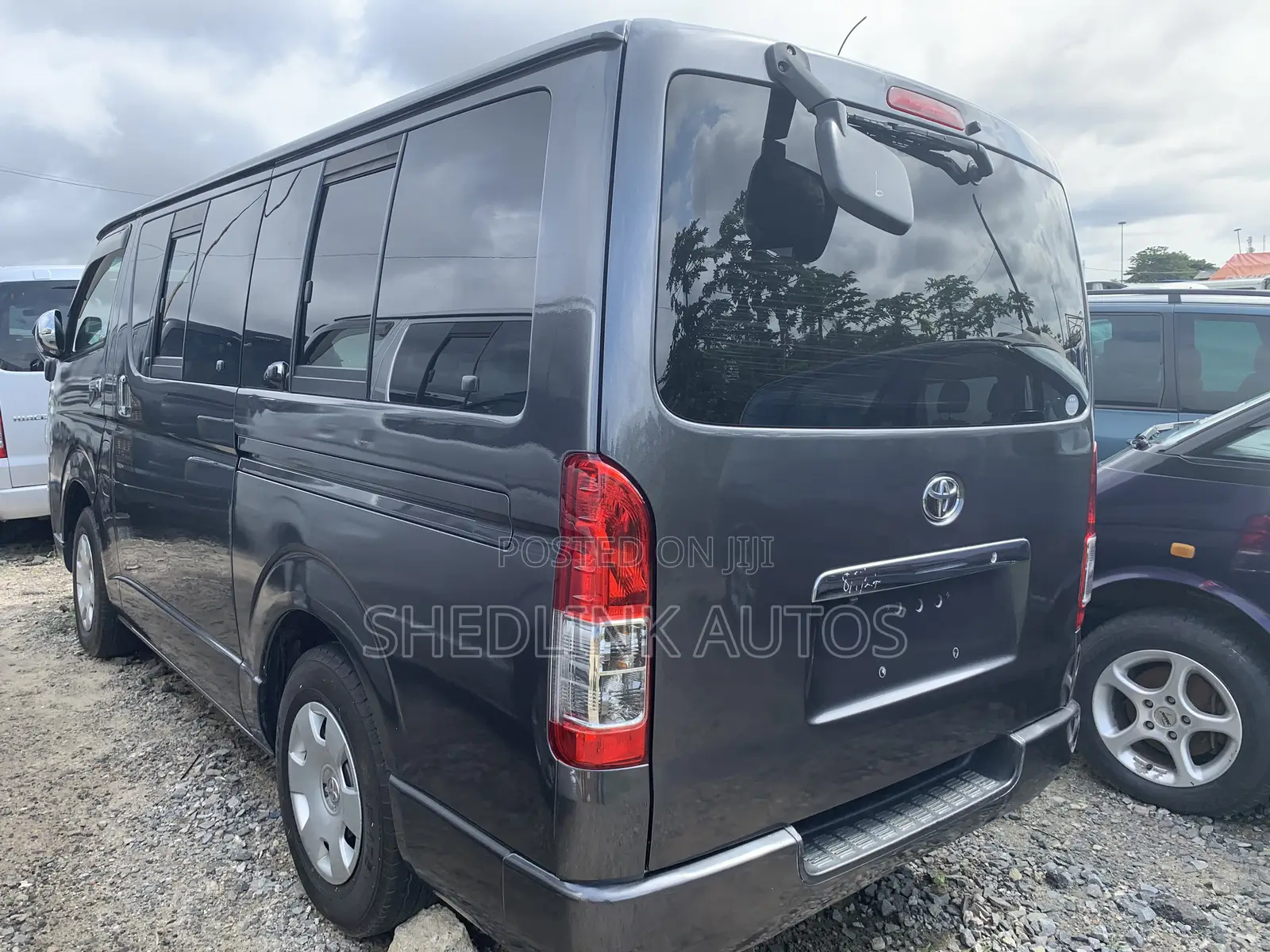 Toyota HiAce 2012 Grey