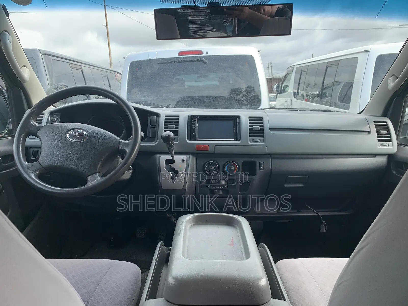 Toyota HiAce 2012 Grey