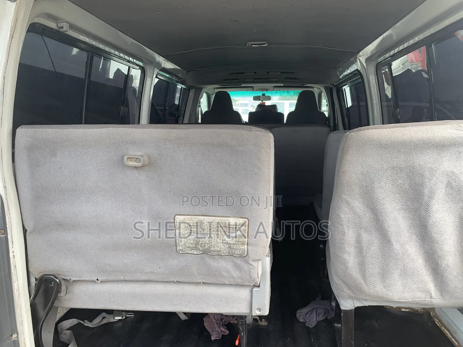 Toyota HiAce 2006 White