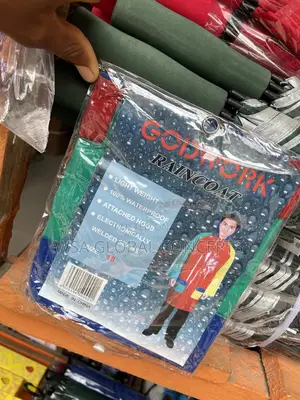 Light Weight Children Raincoat Available In Sizes