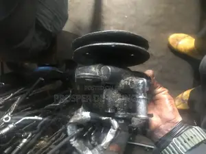 Power Steering Pump for Nissan T D 2002 Model