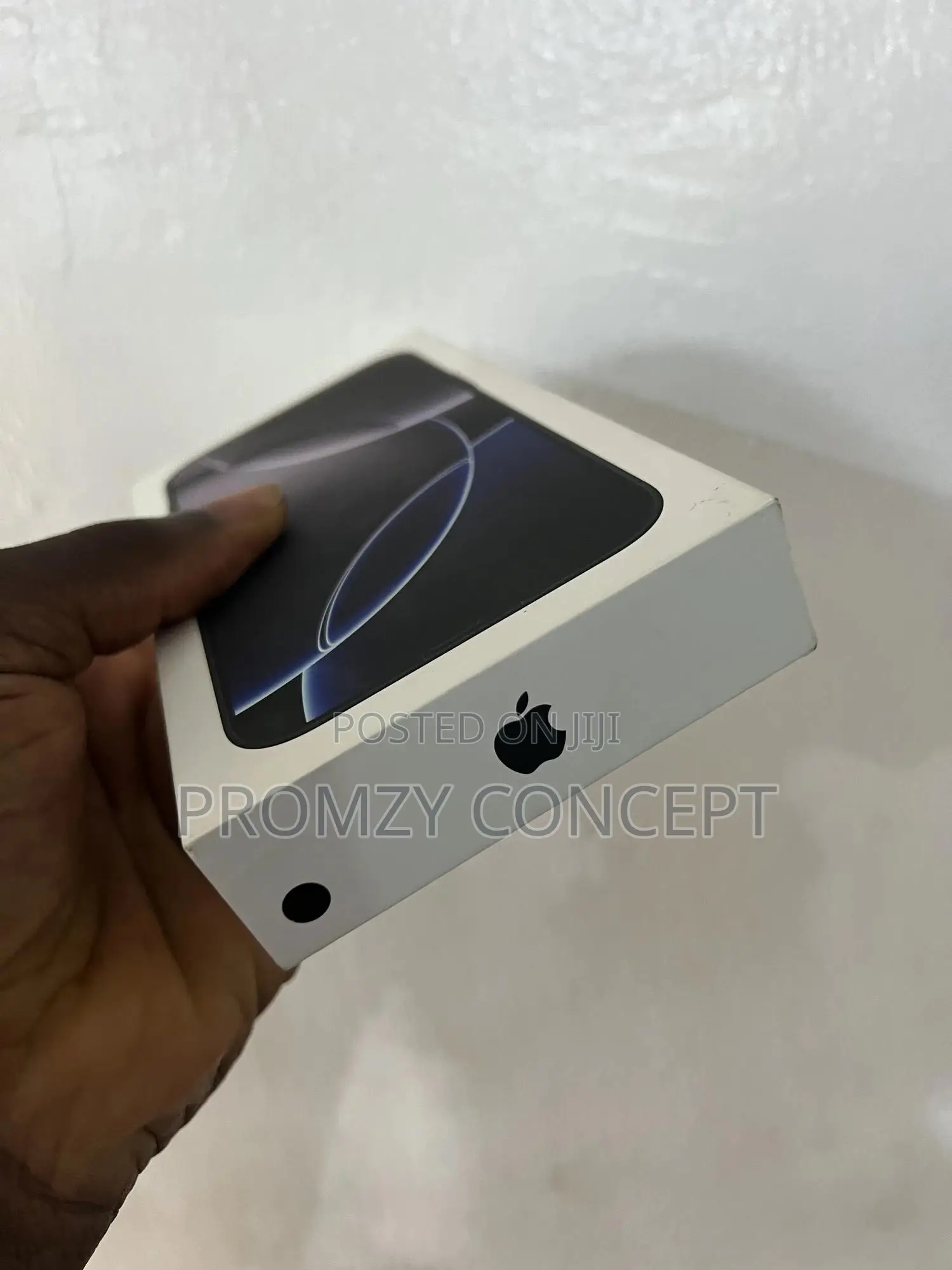 New Apple iPhone 16 Pro Max 256 GB