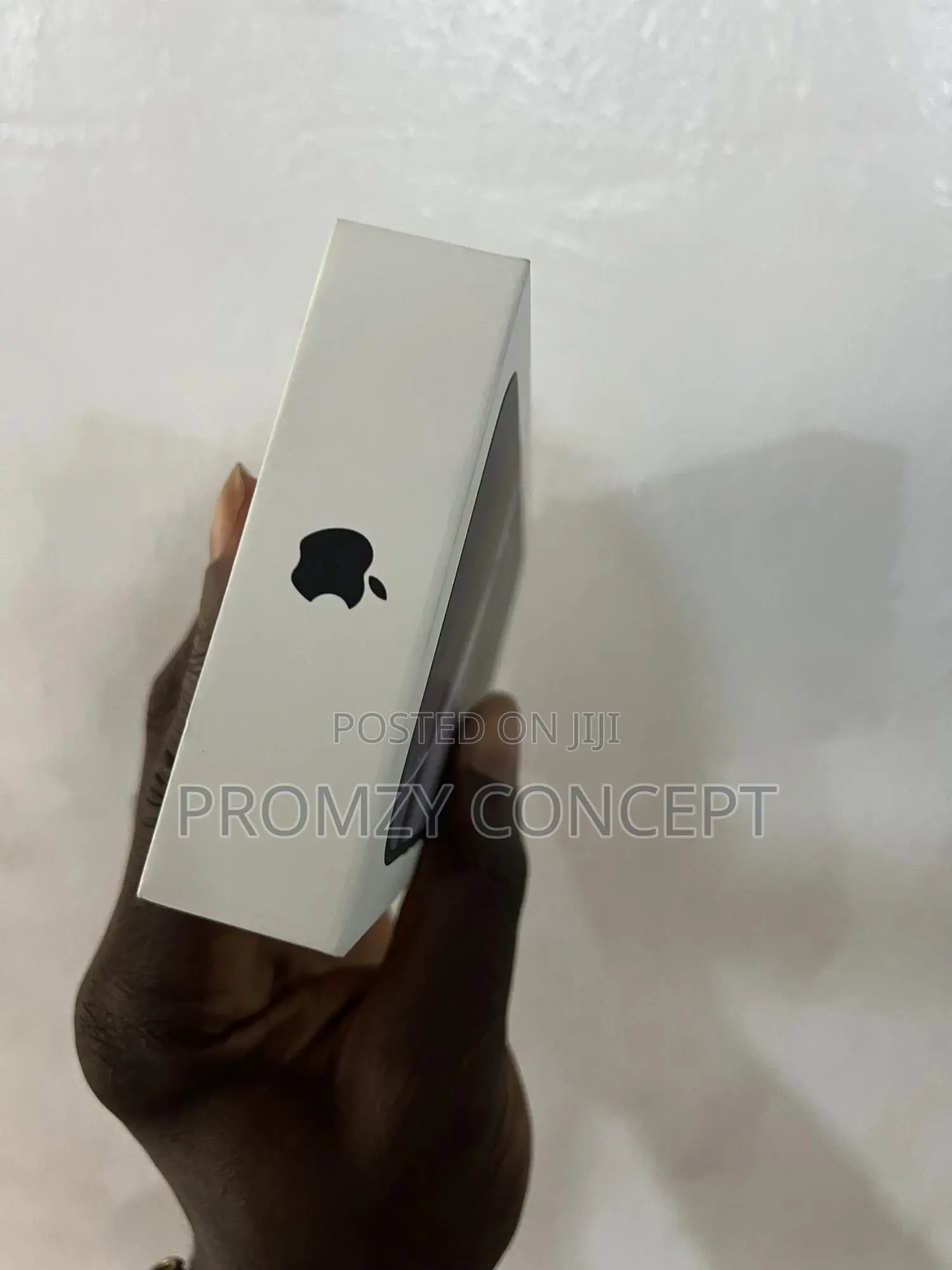 New Apple iPhone 16 Pro Max 256 GB