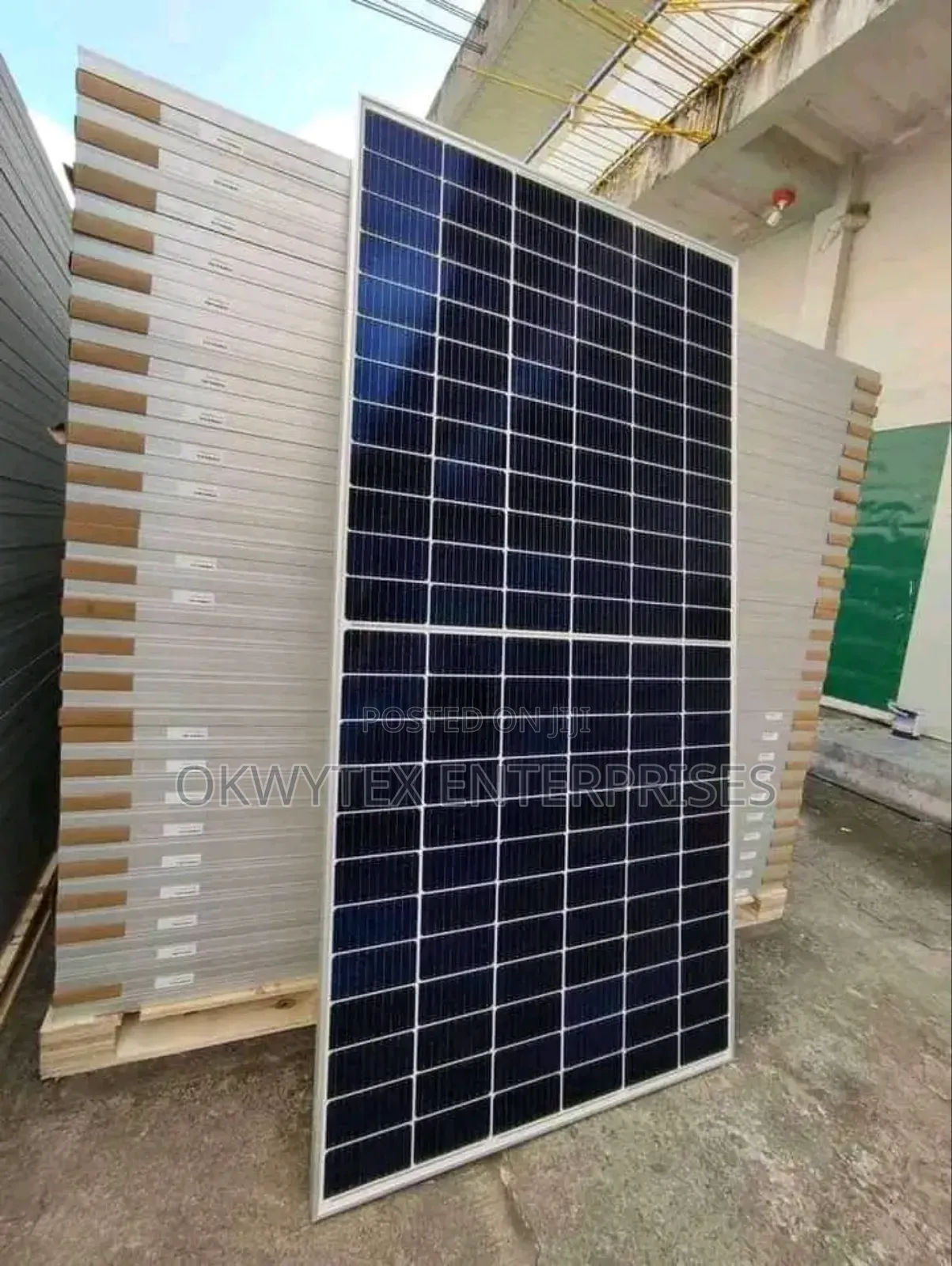 550watts Jinko Mono Solar Panel