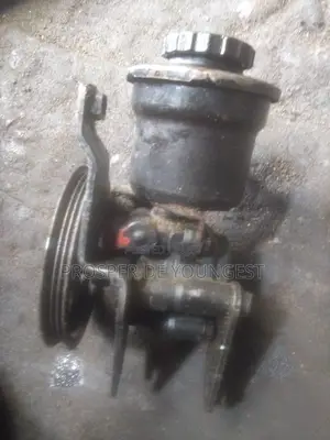 Power Steering Pump for Toyota Corolla 1990 Model