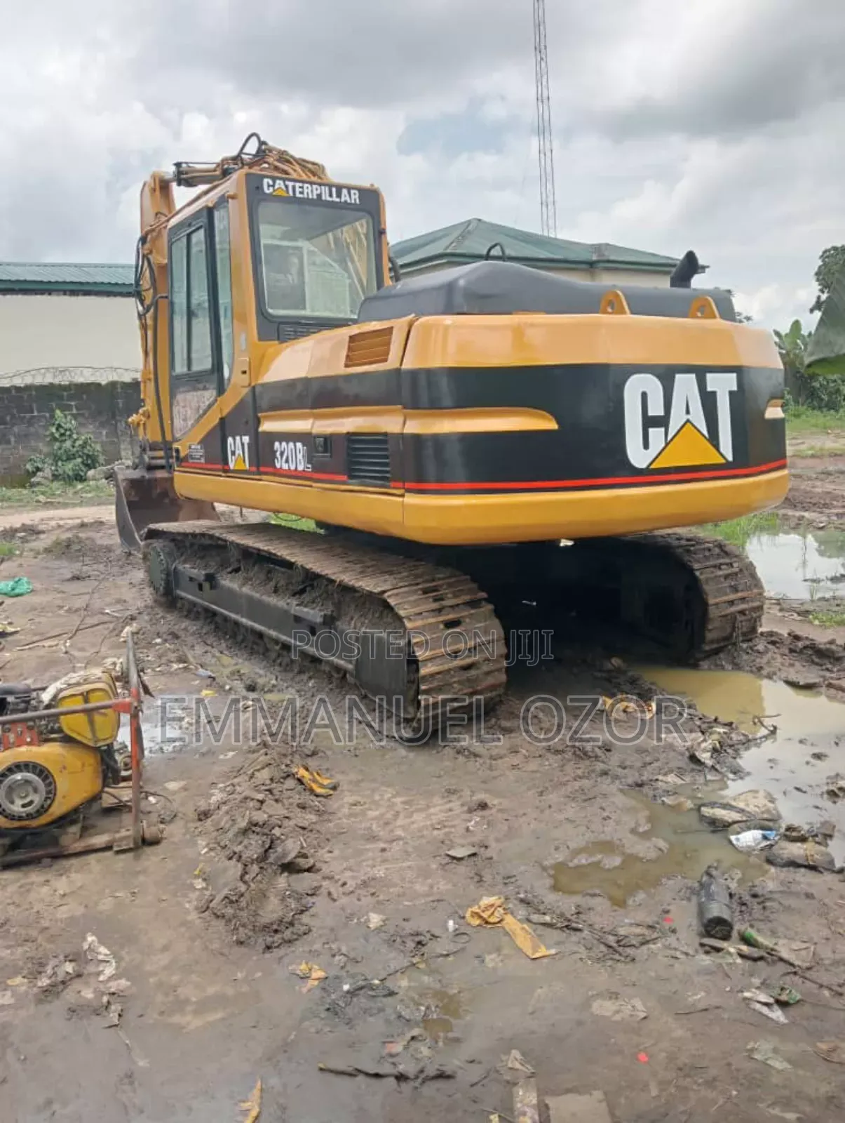 Excavator 320BL